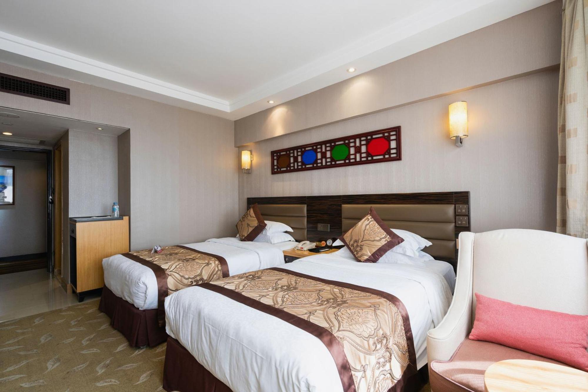 Hotel Landmark Canton Phòng bức ảnh